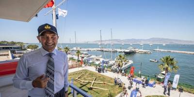 İzmir Büyükşehir'in parası boşa akıyor