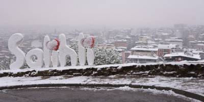 Salihli yıllar sonra karla tanıştı