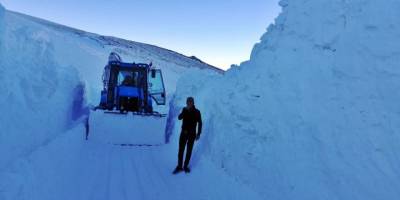 Esendere’de kar kalınlığı kepçe boyunu geçti