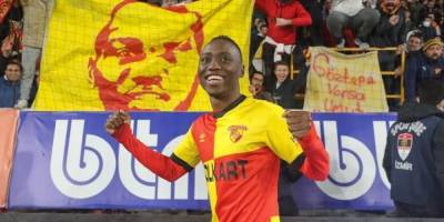 Göztepeli Obinna Nwobodo, ligin en iyisi oldu