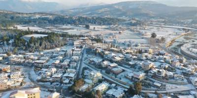 Seydikemer beyaza büründü