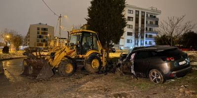 Tuzla’da kaza yapan sürücü şoka girdi: “Keşke ben ölseydim”