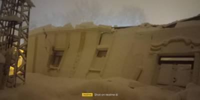 Kar yağışı nedeniyle düğün salonu çöktü