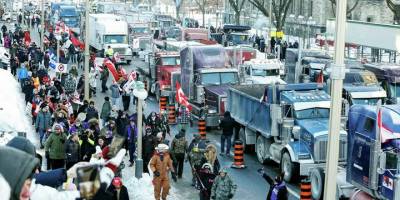 Kanada'da aşı karşıtı kamyon sürücüleri sokağa çıktı