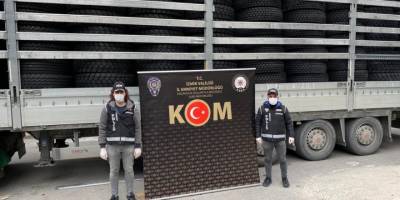İzmir’de 2 milyon TL değerinde kaçak araç lastiği ele geçirildi
