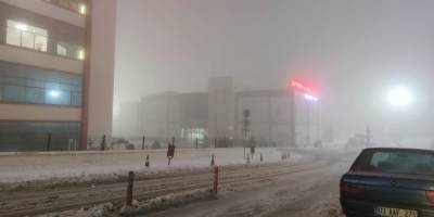 Afyonkarahisar’da sis etkili oldu