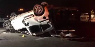 Iğdır'da hafif ticari araç otobüse çarpıp takla attı: 1 ölü, 1 yaralı