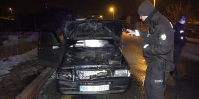 Kontağı çevirdiği sırada LPG'li otomobil alev aldı