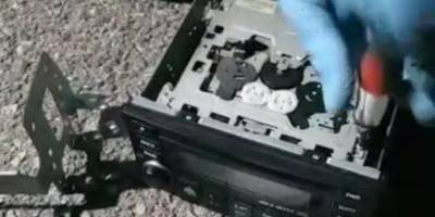 Oto teybinde uyuşturucu sevkiyatı polise takıldı