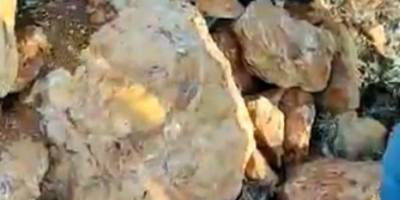 Her taşın altından silah çıktı