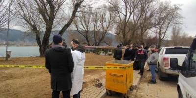 Göle piknik yapmaya giden vatandaşlar kadın cesedi buldu