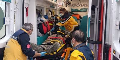 Mersin'de işçi servisi devrildi: 40 yaralı