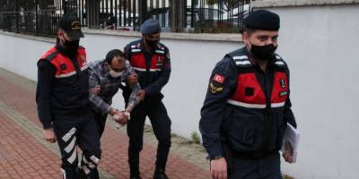 Annesini bıçaklayarak öldüren genç tutuklandı