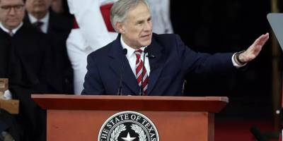 Teksas'da kısıtlamalar kaldırıldı: 'Her şey yüzde 100 açık, eyalet genelindeki maske yasağını da bitirdim'