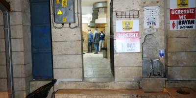27 yaşındaki genç umumi tuvalette ölü bulundu
