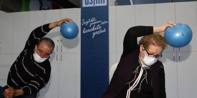 Parkinson hastaları spor yapıp sosyalleşiyor