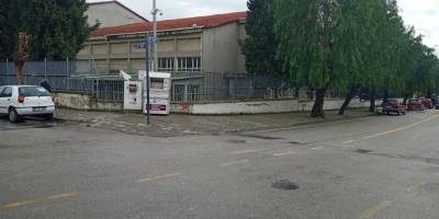 Liselilerin kavgasında kan aktı