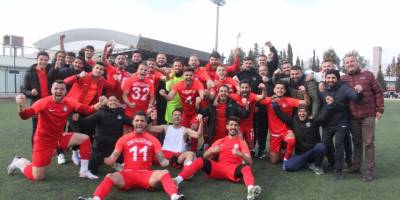 Çeşme Belediyespor hedefine emin adımlarla ilerliyor