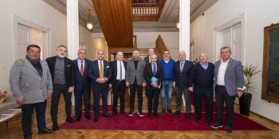 İzmir kulüplerine 30 milyon liralık destek daha