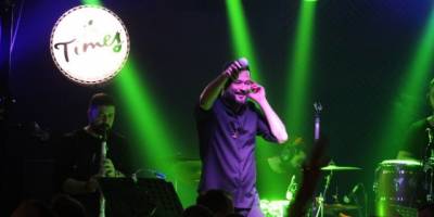 Ünlü oyuncu ve şarkıcı Cem Kılıç, İzmir’de patron oldu