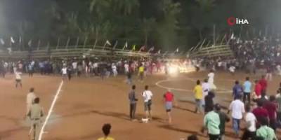 Hindistan’da tribün çöktü: 200 yaralı