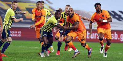 DERBİDE GALATASARAY FENERBAHÇE'Yİ 1-0 YENDİ
