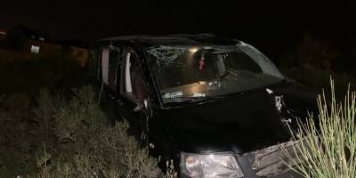 Sancaktepe’de minibüs şarampole yuvarlandı: Araç sürücüsü hayatını kaybetti