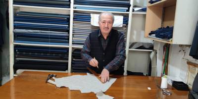 90 yıllık iş yerinde 49 yıldır çalışıyor