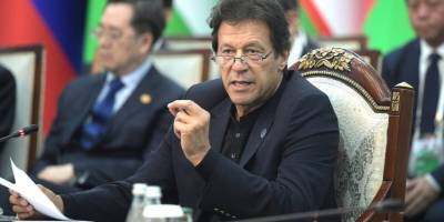 Güven oylamasını kaybeden Pakistan Başbakanı Imran Khan görevden alındı