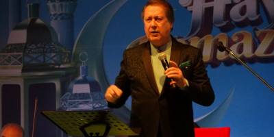 Ahmet Özhan, Ramazan ayında Uşaklı sevenleriyle buluştu