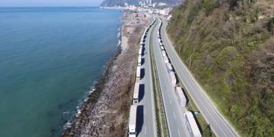 Sarp Sınır Kapısında tır kuyruğu