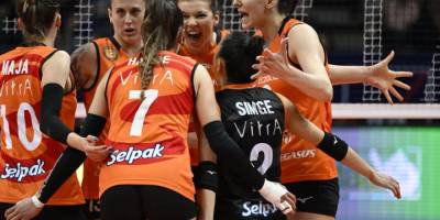 Fenerbahçe Opet finalde