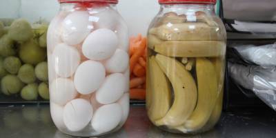 Aydın'da 'yumurta ve muzun' turşusu yapılıyor