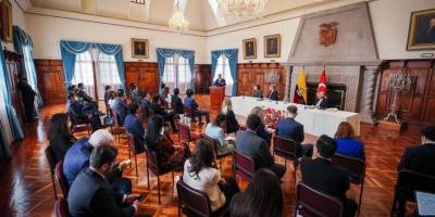 Dışişleri Bakanı Çavuşoğlu, Ekvador Dışişleri Bakanlığı Diplomasi Akademisine hitap etti