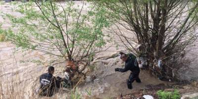 Oltu çayında kaybolan çifti arama çalışmalarına başlandı