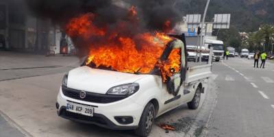 Marmaris'te kardeşine kızıp kamyonetini yakan kişi gözaltına alındı