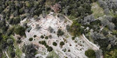 Sahibinden satılık 3 bin yıllık antik kent!