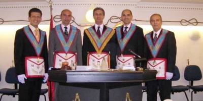 Naki Avşar'dan Soyer'e 3 yıllık minik özet: Masonik ilişkilerin belediye yönetiminde etkisi ne kadardır?