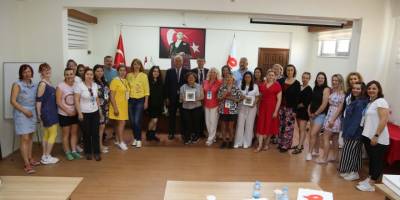 Başkan Atay, yabancı öğretmenleri ağırladı