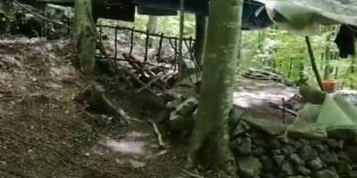 Ormanlık alanda kaçak kazı yapan şahıs jandarmaya yakalandı