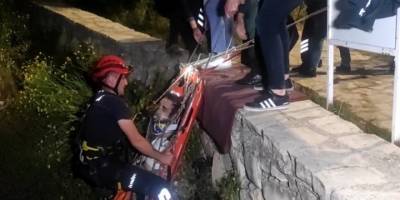 Falezler üzerindeki manzara keyfi hastanede bitti