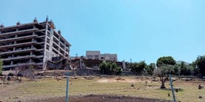 Kolonlar patladı, inşaat çöktü: 1'i ağır 3 yaralı