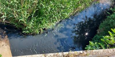 İSKİ yalanlamıştı, Kınıklı Deresi'ne akan pis sular böyle görüntülendi