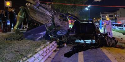 Parçalanan otomobilin sürücüsü astsubay hayatını kaybetti: Kaza anı saniye saniye kamerada