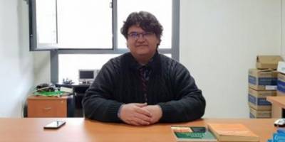 Manisa'da öğretim görevlisi evinde ölü bulundu