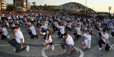 Kuşadası’na Yakışır 19 Mayıs Kutlaması