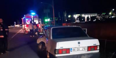 Ciple otomobil çarpıştı: 7 yaralı