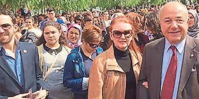 CHP’de istifa depremi