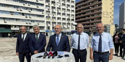 “İzmir’de kötü kokunun sorumlusu belediyeler”