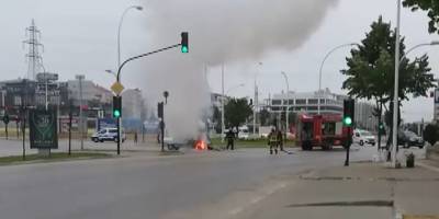 Bursa'da otomobil alev topuna döndü